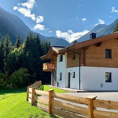 木屋 In Near Slopes 克里姆尔