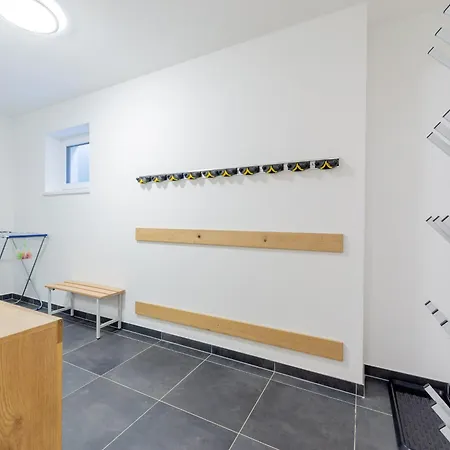 In Near Slopes 木屋